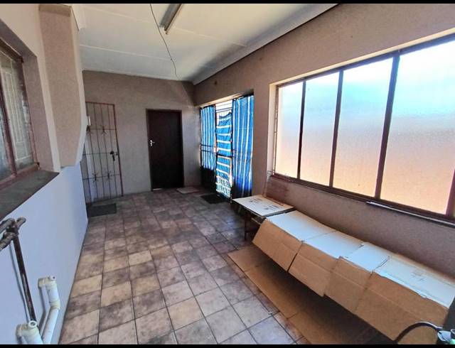 4 BEDROOM HOUSE FOR SALE IN LAUDIUM